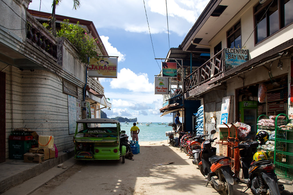 Ruelle-el-nido-palawan.jpg