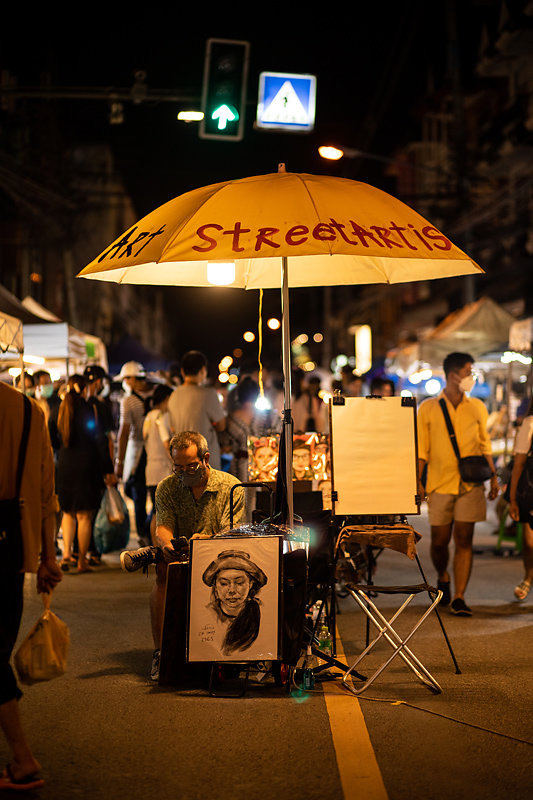 dessinateur-marche-chiang-mai.jpg