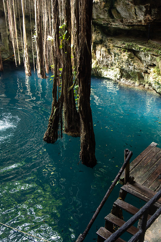 cenote-Oxman.jpg